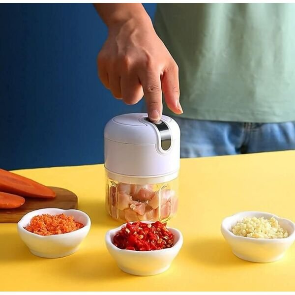 Mini Electric Meat/garlic Chopper Portable Food Processor - Image 2