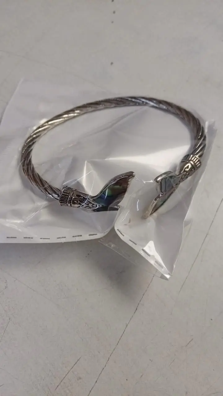 Abalone Shell Mermaid Tail Bangle Bracelet - Image 3