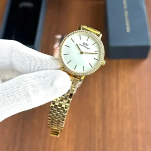 Stylish Daniel Wellington Watch For Women (SG2289)