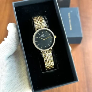Stylish Daniel Wellington Watch For Women (SG2290)