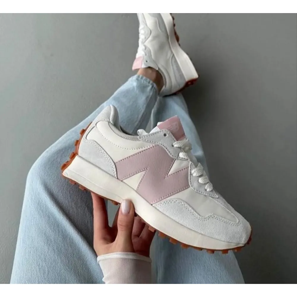 New Balance 327 Grey Shoes For Women (SUP948) - Image 2