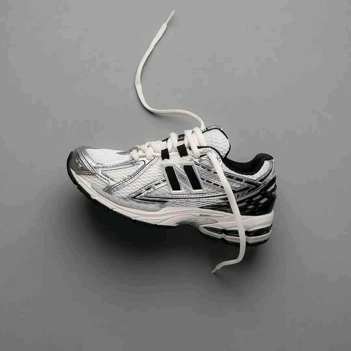 Premium New Balance Shoes Silver Black For Men (SOS160) - Image 3