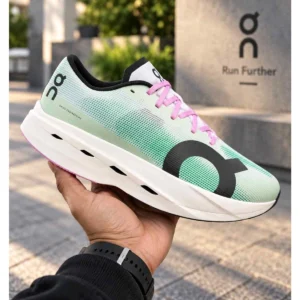 On Cloudboom Volt
