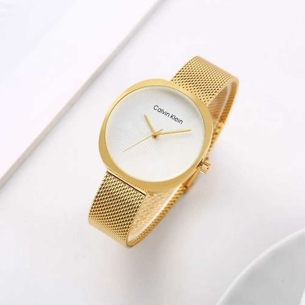 Stylish Calvin Klein Watch For Women (SG2147)