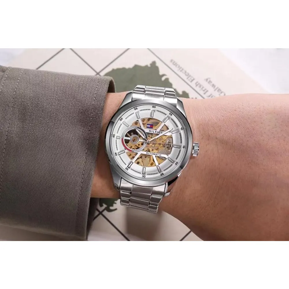 Tommy Hilfiger Watch For Men (SG43)