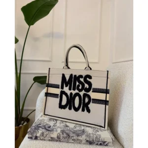 Stylish Miss Dior Handbag For Women (LAB1194)